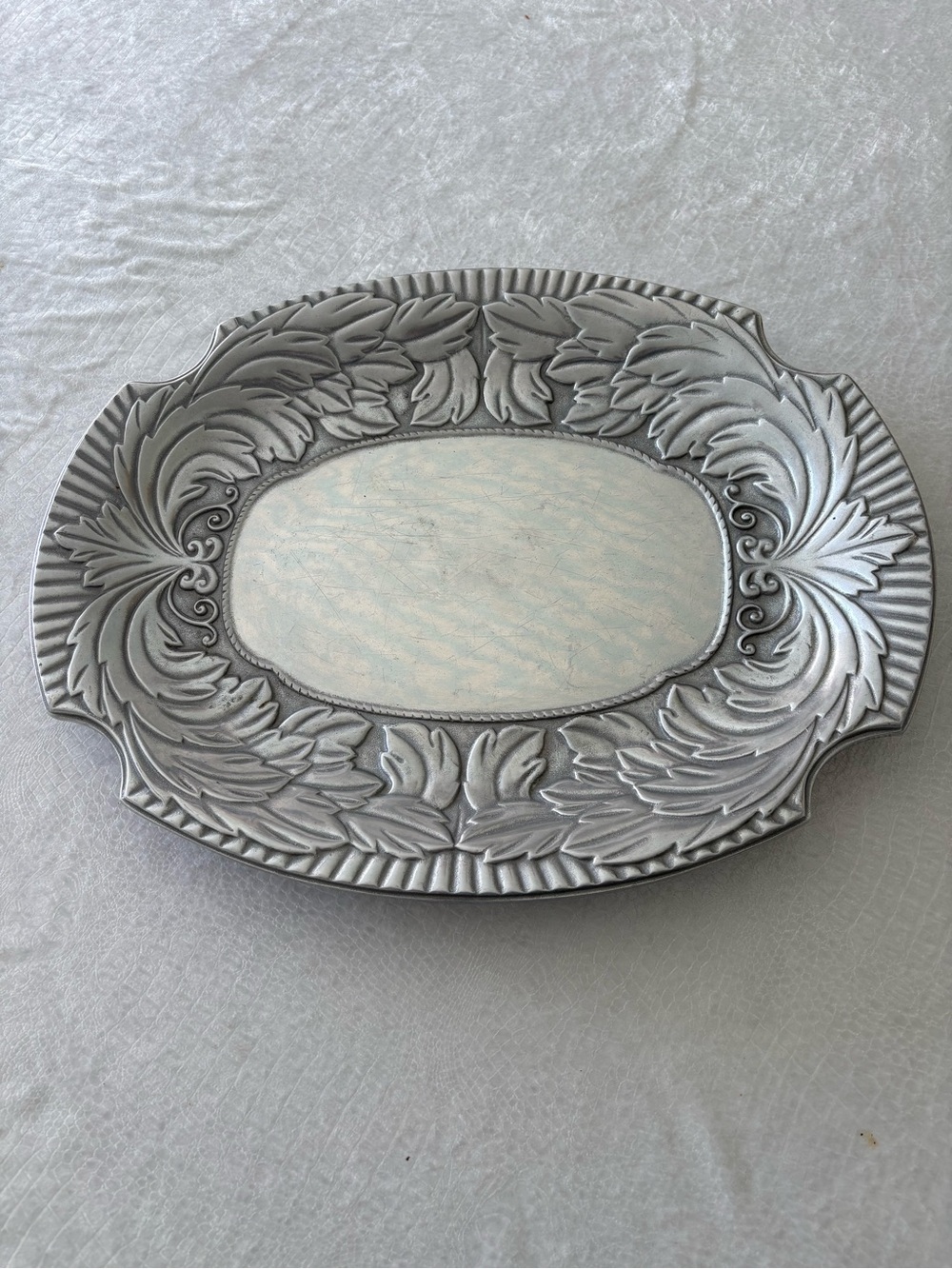 Wilton Pewter Platter Elegant Leaf Motif